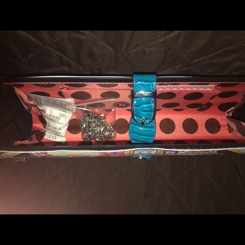 Nicole Lee Clutch - Picture 3 of 4